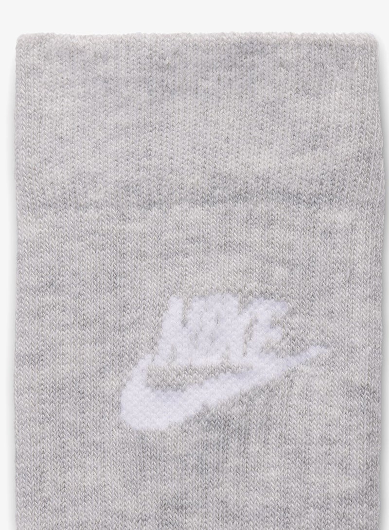 نايكي ثلاث جوارب أساسية يومية - Image 4