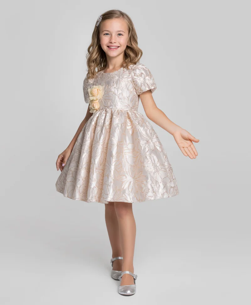 مارك وميا فستان حفلات مارك وميا بأكمام منفوشة وتفاصيل زهور ذهبية