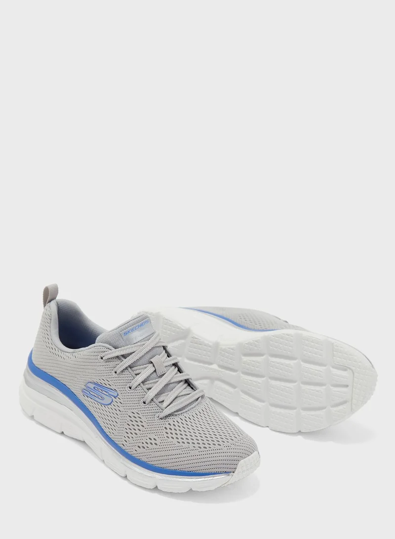 SKECHERS Fashion Fit