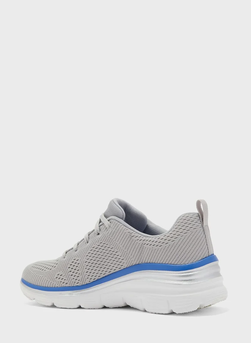 SKECHERS Fashion Fit