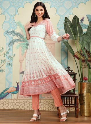 Women's Pink Rayon Printed Tunic Full Length Palazzo Regular Fit Kurta Set - pzsku/Z9B89CEDBBA4658093973Z/45/1741088013/823b4405-b28d-40ae-8c7d-21bb734b8f2d