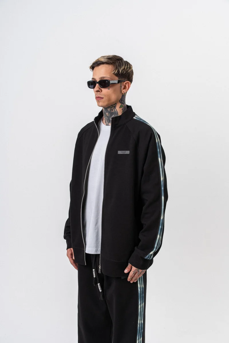 ريسباير سويت شيرت رجالي بقصة واسعة وياقة واقفة وخطوط داكنة بسحاب مزدوج الوجه أسود