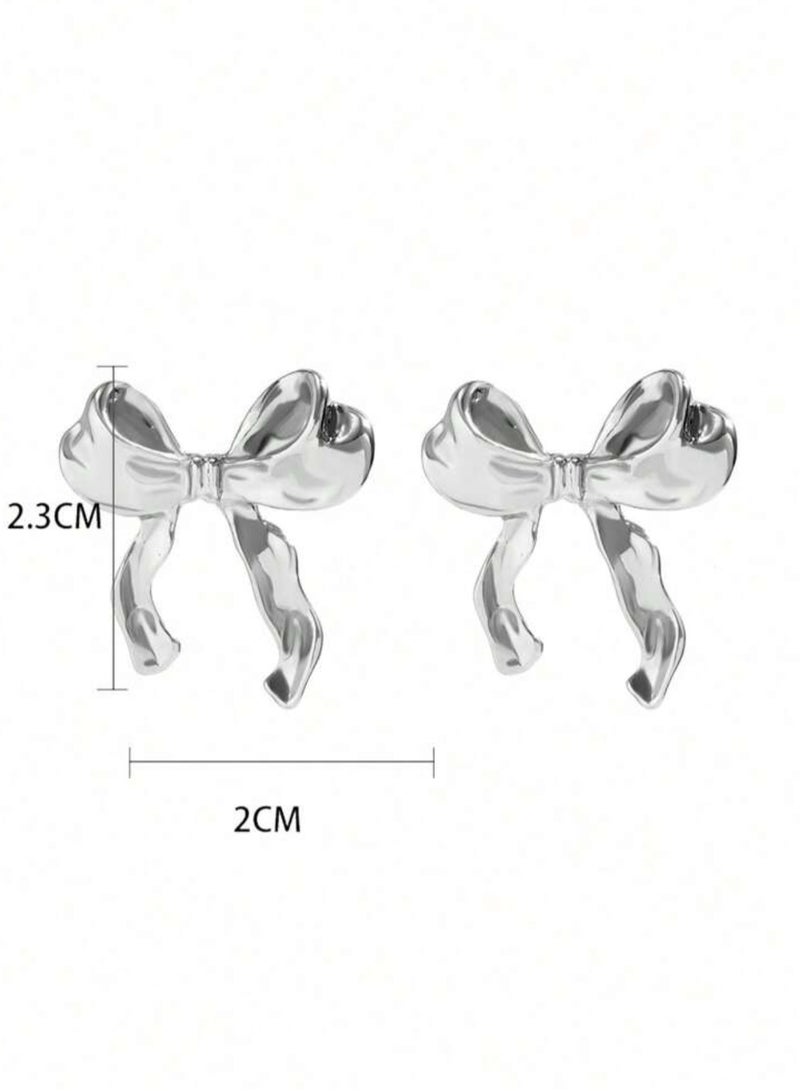 إيكوال حلق نسائي انيق مصنوع من الاستانلس ستيل باللون الفضي - Image 5