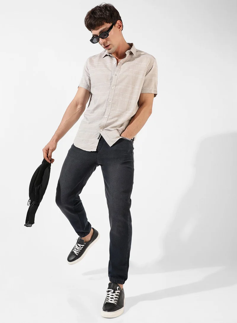 CAHOOT  Men's Light Grey Textured Button Up Spread Collar Shirt For Casual Wear | Regular Fit | Cotton Viscose Shirt Crafted With Short Sleeve, Comfort Fit & High-Performance For Everyday Wear for Men | Best Price UAE