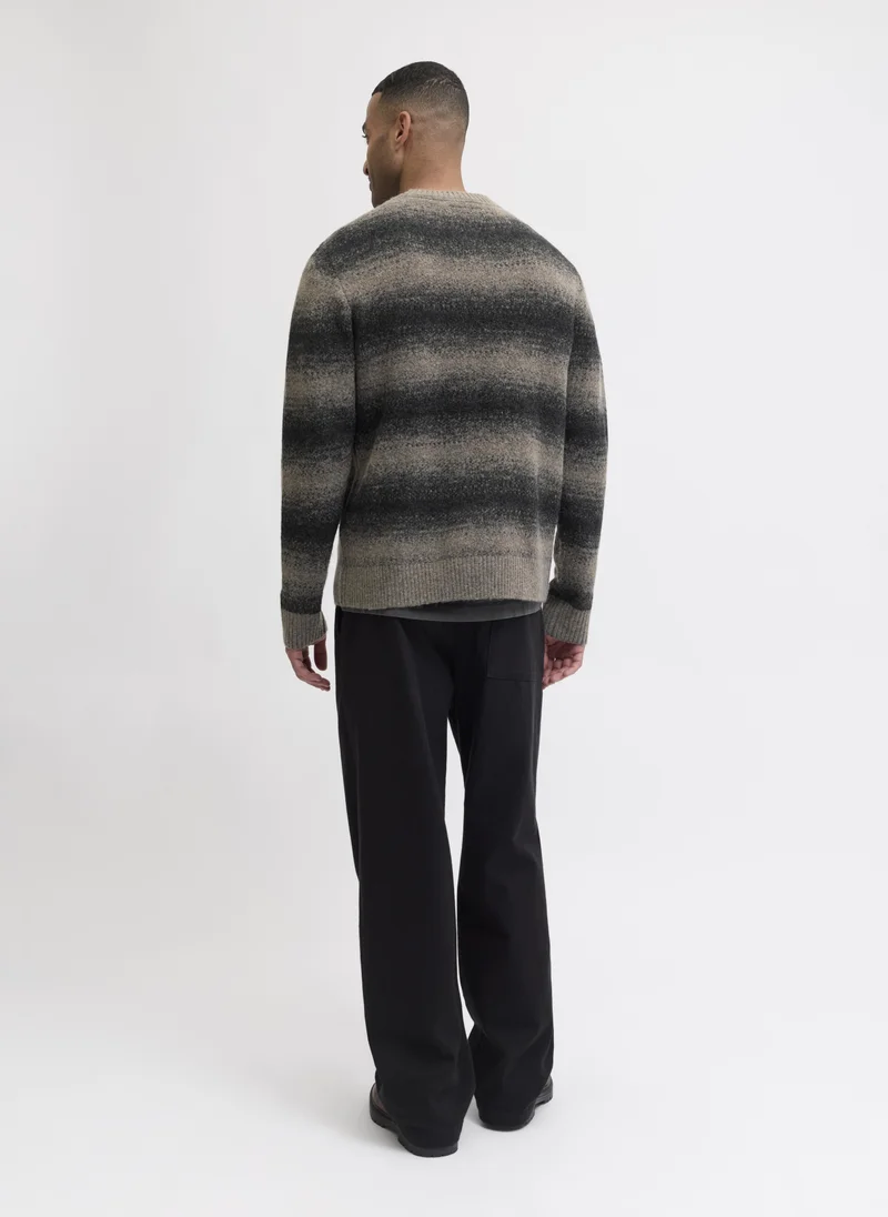 جاك اند جونز Knitted Crew Neck Long Sleeve Sweater