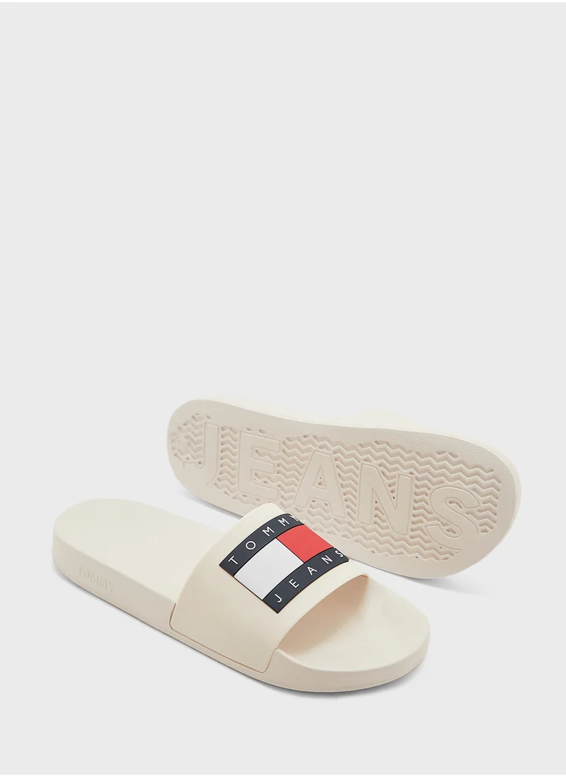 تومي جينز TOMMY JEANS POOL SLIDE ESS