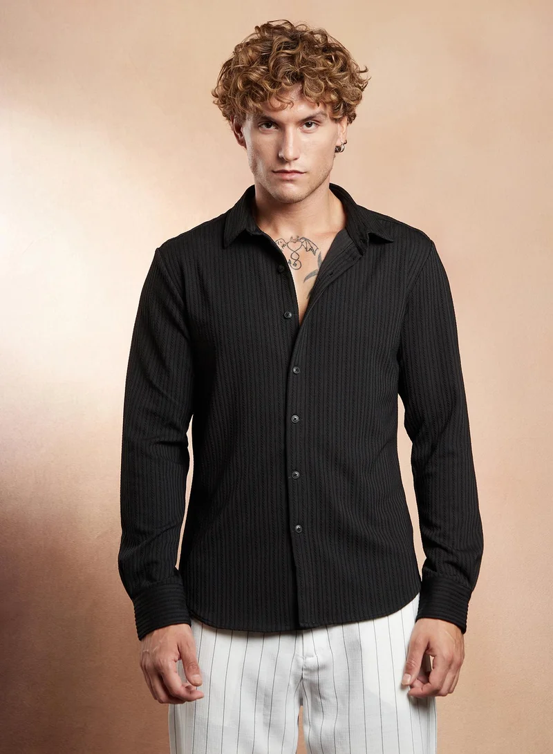 Campus Sutra Campus Sutra Men's Onyx Black Rope-Striped Tactile Shirt For Casual Wear | Spread Collar | Long Cuffed Sleeves | Button Closure | Shirt Crafted With Comfort Fit For Everyday Wear