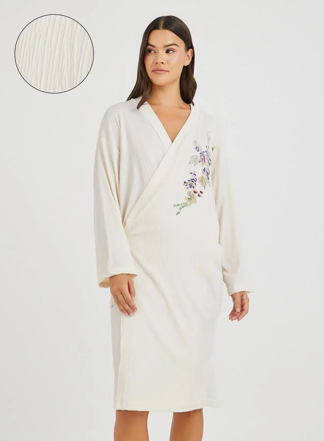 ستايلي Styli Embroidered V-Neck Knee-Length Robe