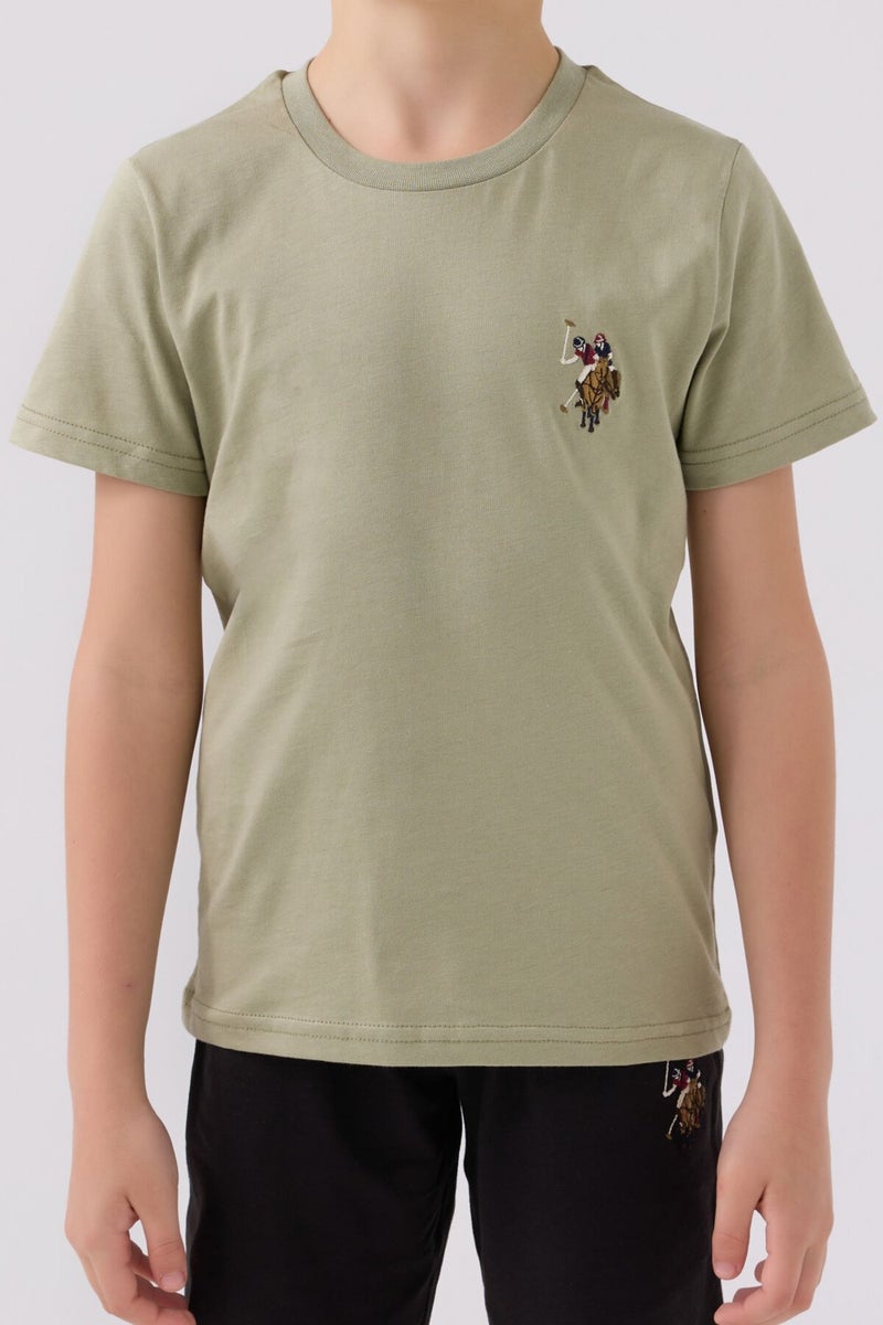 U.S. Polo Assn. طقم برمودا أولاد كاكي أزرق فاتح  - Image 4