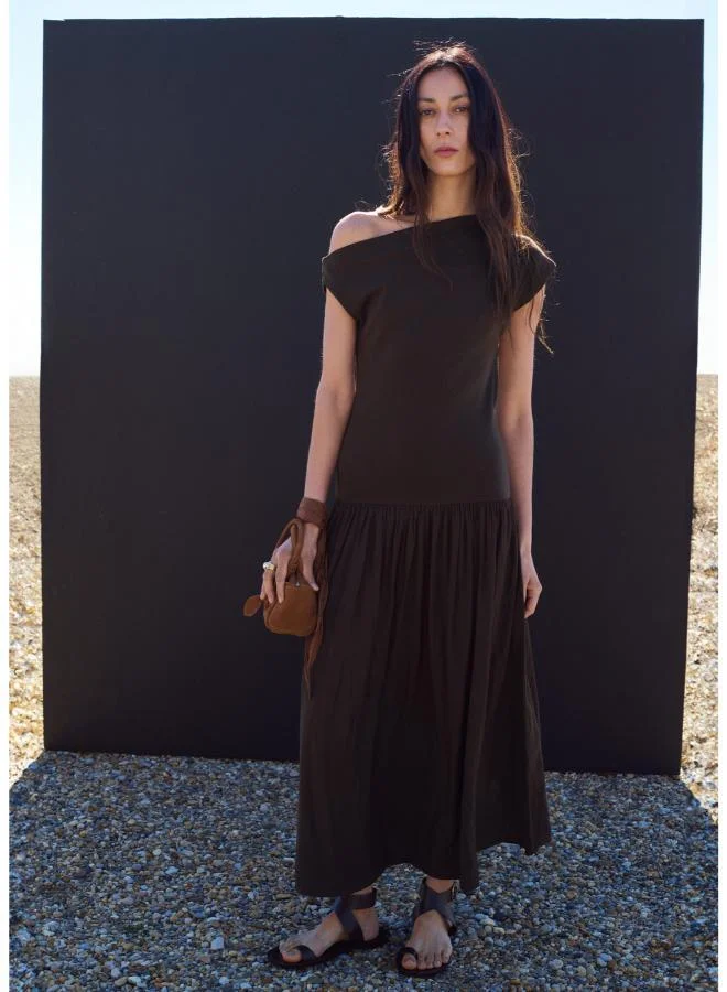 Asymmetrical flared dress