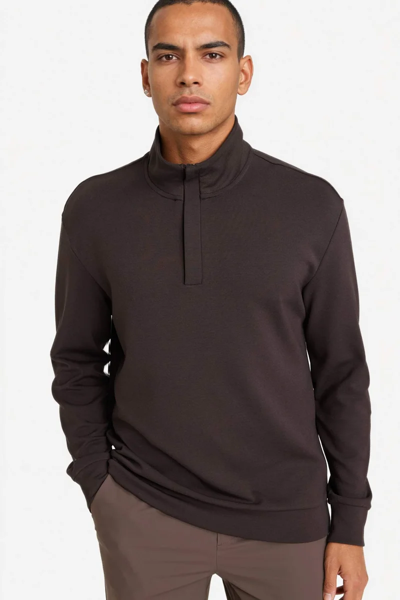 ديفاكتو Boxy Fit Sweatshirt