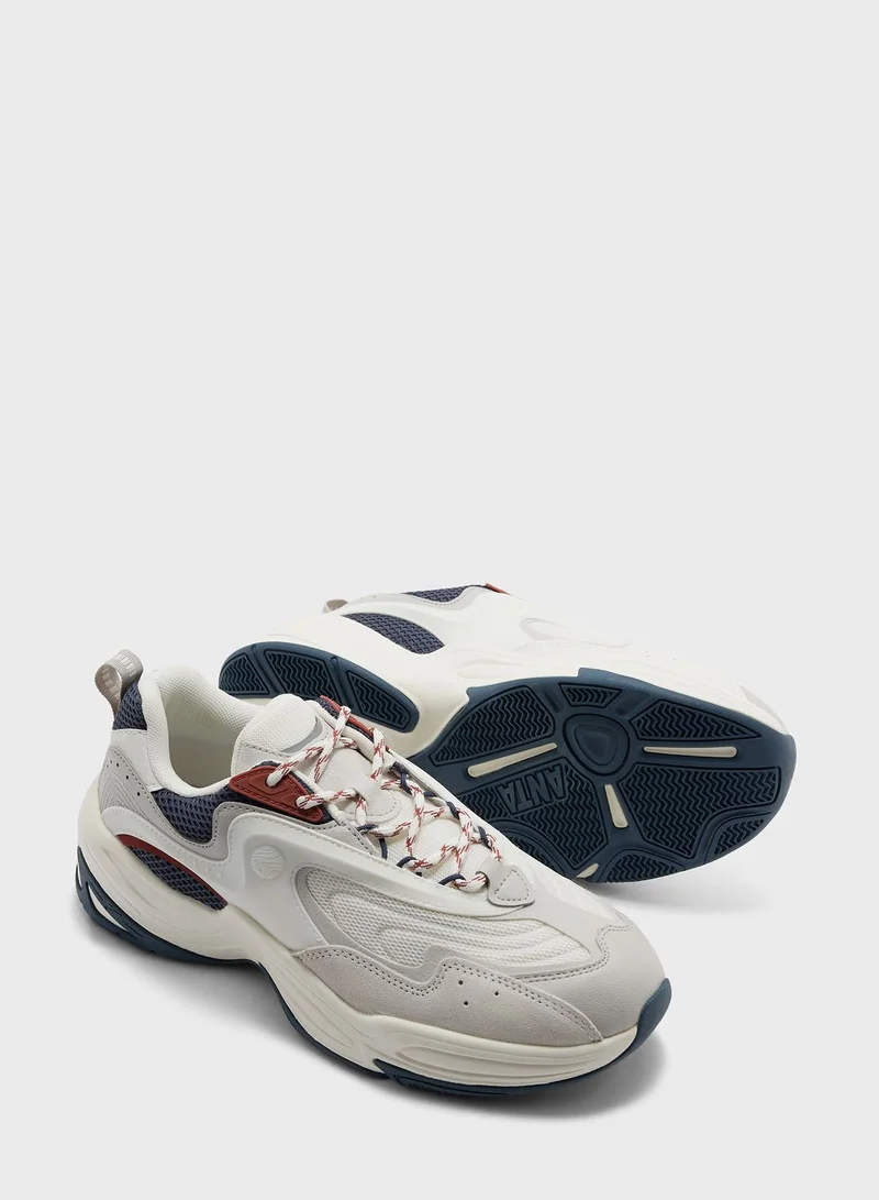 ANTA Cross Chunky