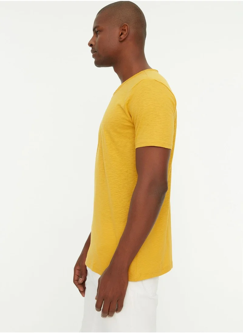 trendyol Essential V-Neck T-Shirt