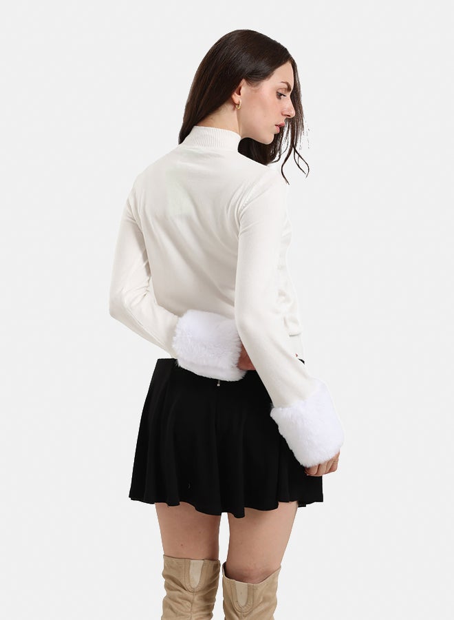 Clue Fur Cuffs Regular Pullover - Image 4