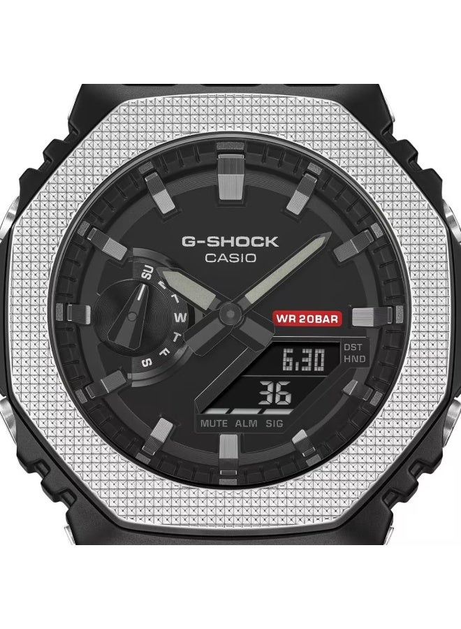 G-SHOCK ساعة G-STEEL التناظرية الرقمية GM‑2100BM‑1ADR، 49.3 مم قرص أسود، إطار من الفولاذ المقاوم للصدأ وحافظة وحزام من الراتنج، 200 م مقاومة للماء - Image 3