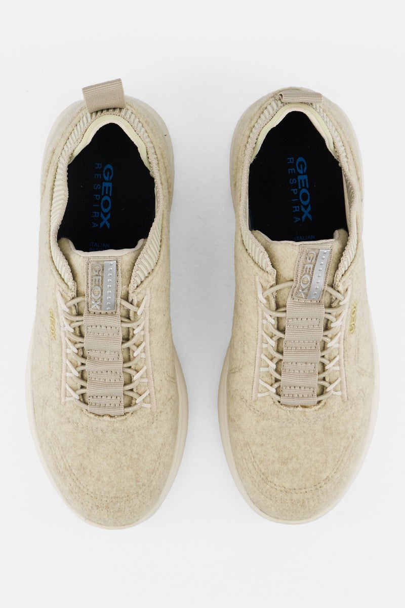 GEOX أحذية نسائية سيفيريكا سهلة الارتداء، لون توب فاتح - Image 3