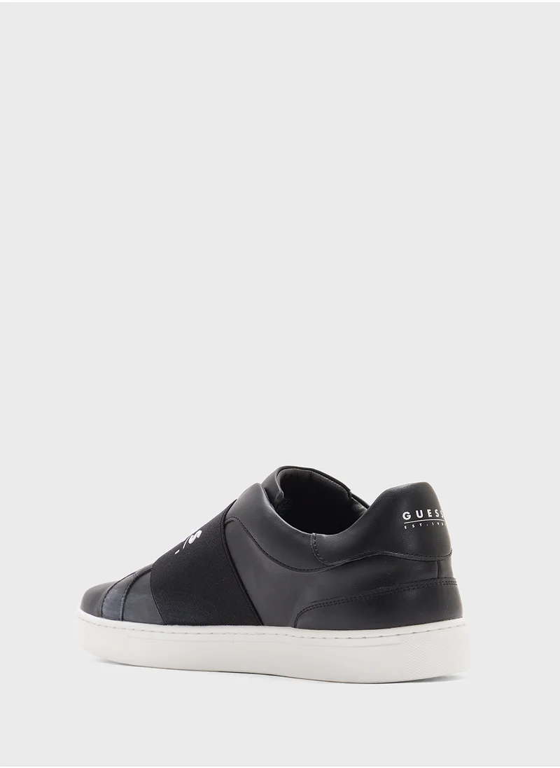 GUESS Tosli Low Top Sneakers