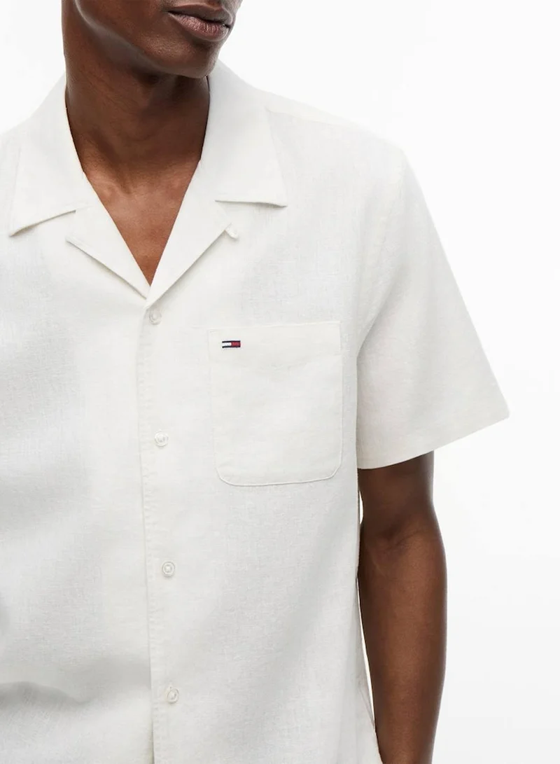 Tommy Jeans Regular Fit Linen Blend Short Sleeve Shirt