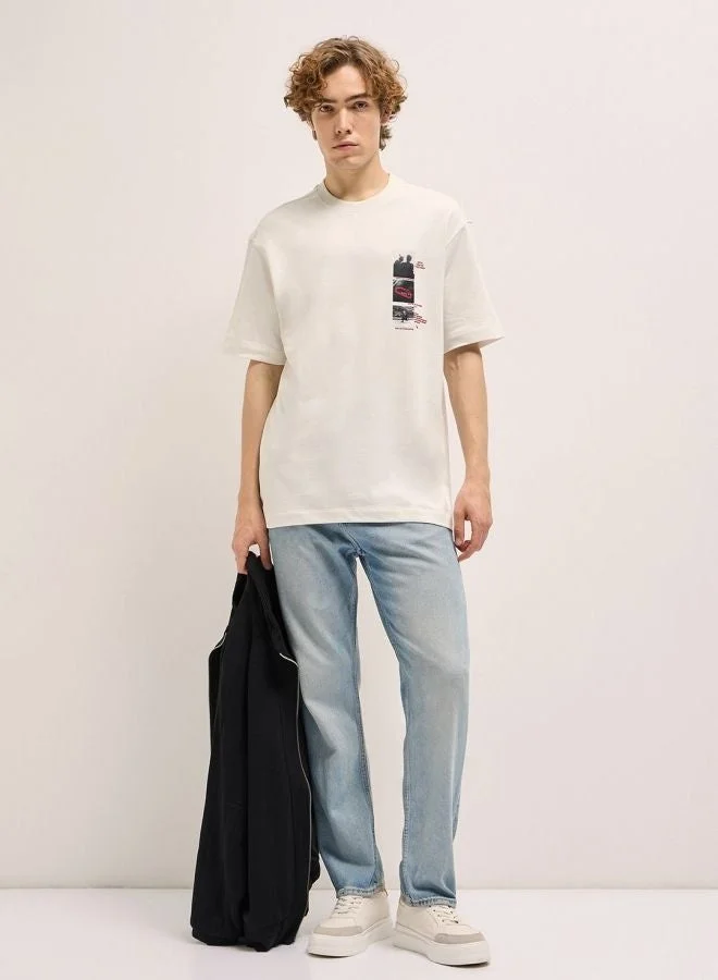 THE BEAR HOUSE  Men's White Graphic Print Crew Neck T-shirt Perfect For Casual Wear, Gym, Travel, Or Layering Stylish And Versatile Essential For Every Wardrobe for Men | Best Price UAE