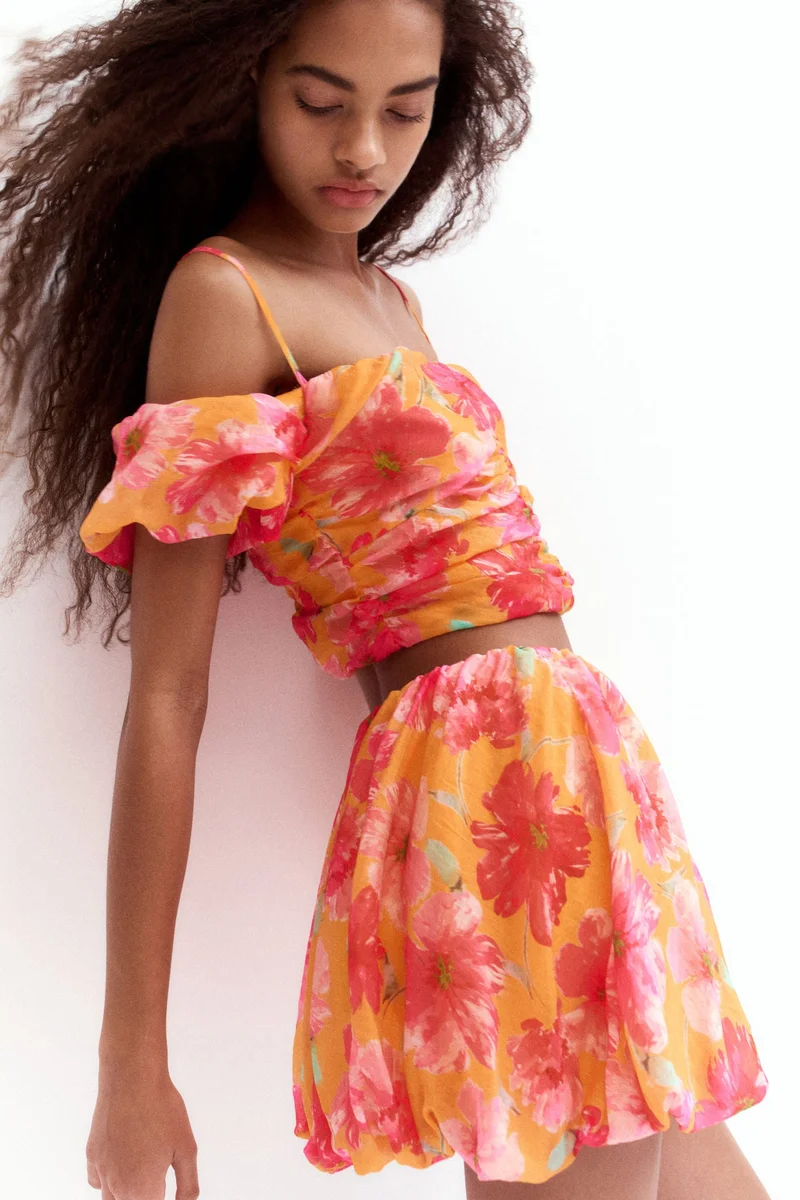 اتش اند ام تنورة مينين بحافة منفوخة