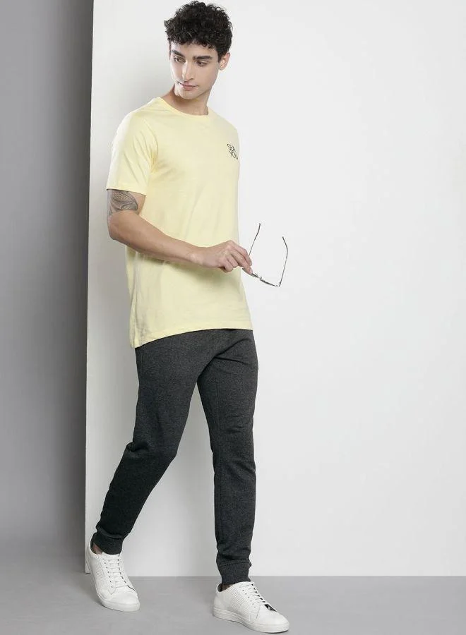 The Indian Garage Co Men Slim Fit Solid Mid-Rise Stretchable Knitted Jogger Trousers