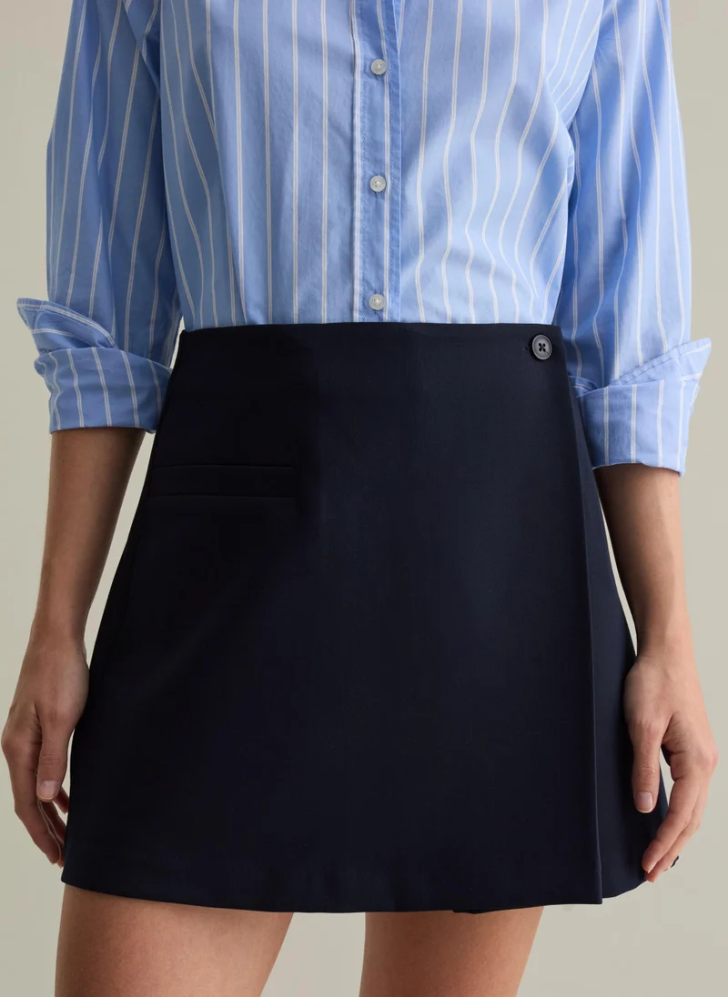 او في اس Short wraparound shirt