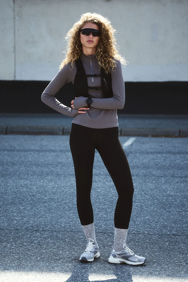 H&M Drymove Seamless Zip-Top Sports Top