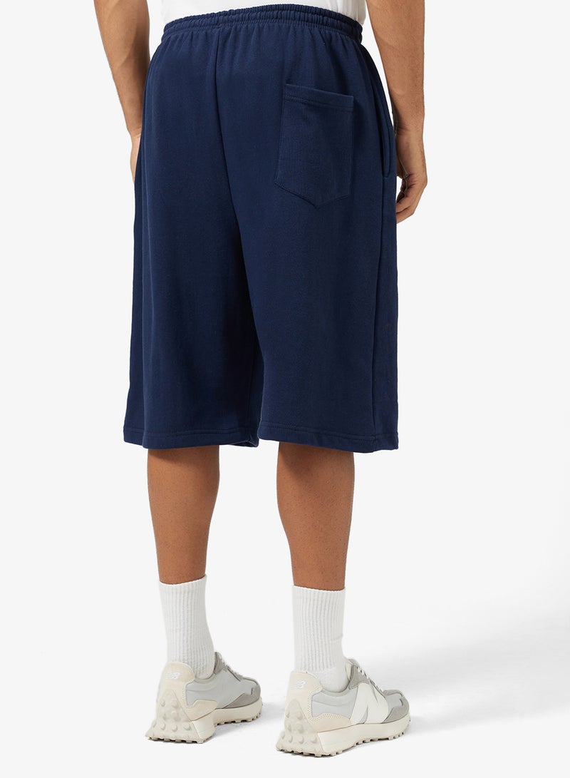 سفنتي فايف شورت بطبعة جرافيك - Image 3