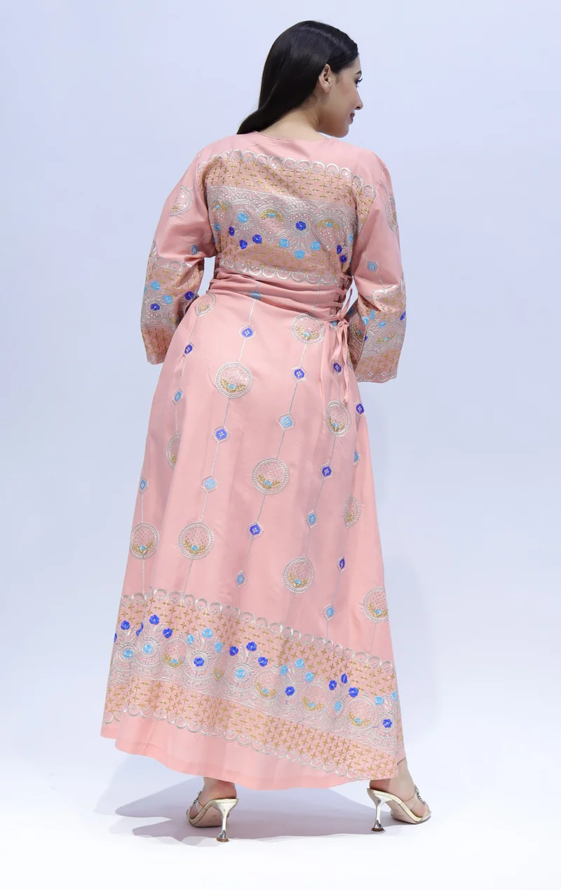 In Love An elegant and luxurious women dress.