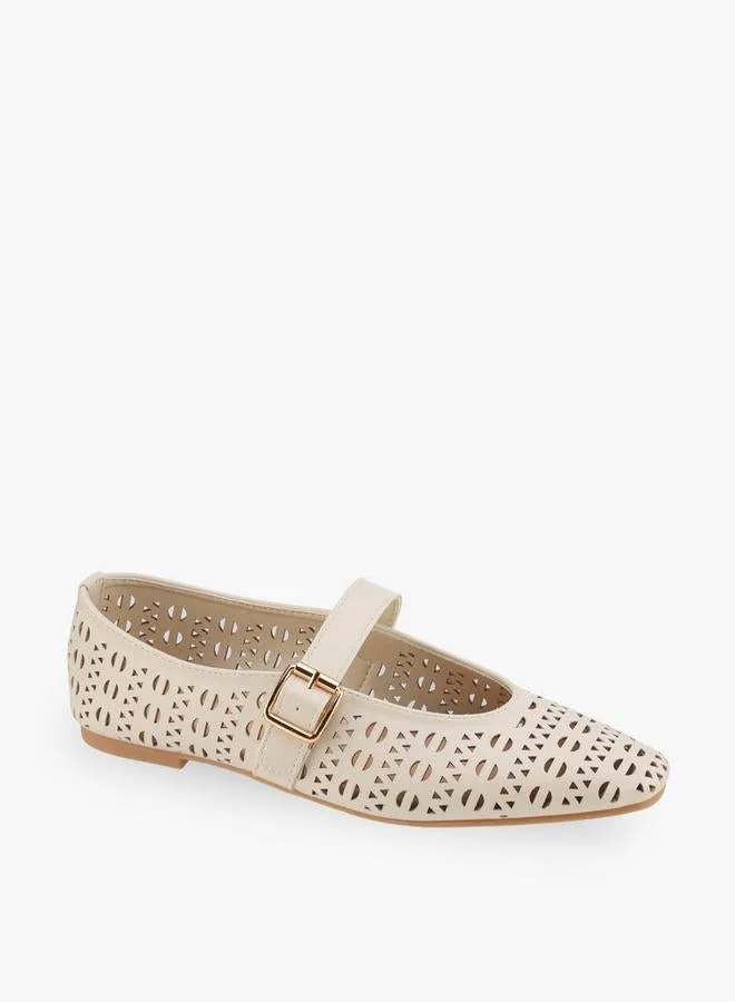 فلورا بيلا من شو إكسبرس Women Buckle Closure Mary Jane Shoes