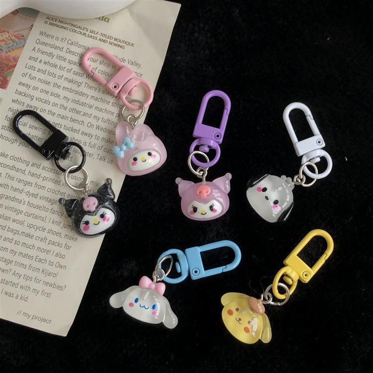 Glitter Sanrio Keychain Pochacco Cinnamoroll Girls Student Bag Charm Transparent Sparkly Cute Accessories - Image 2