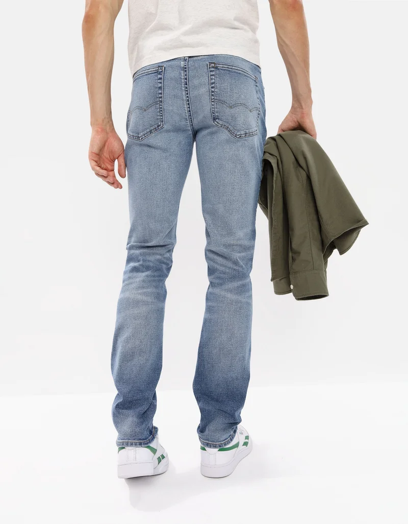 American Eagle AE AirFlex+ Slim Jean