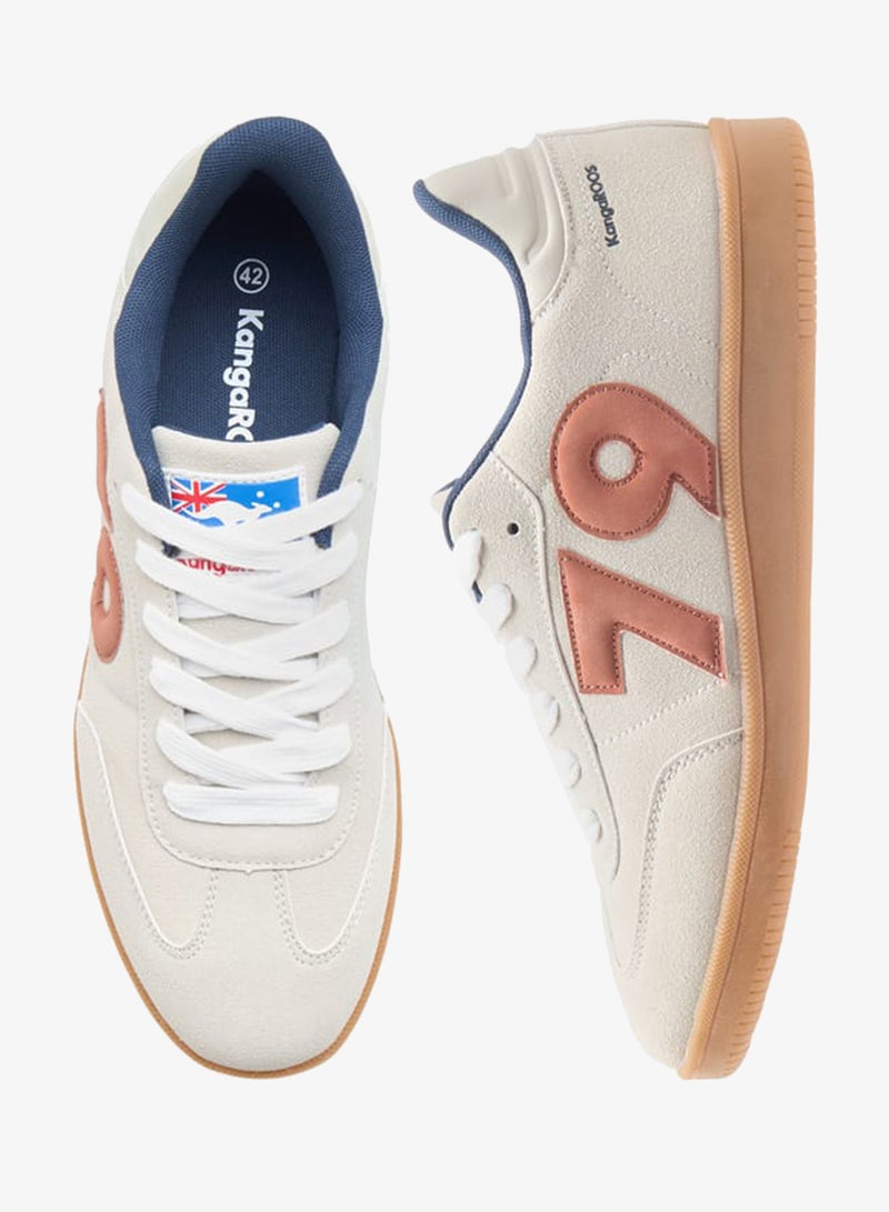 كانغاروس حذاء رياضي رجالي بتفاصيل مطرزة وإغلاق برباط - Image 3