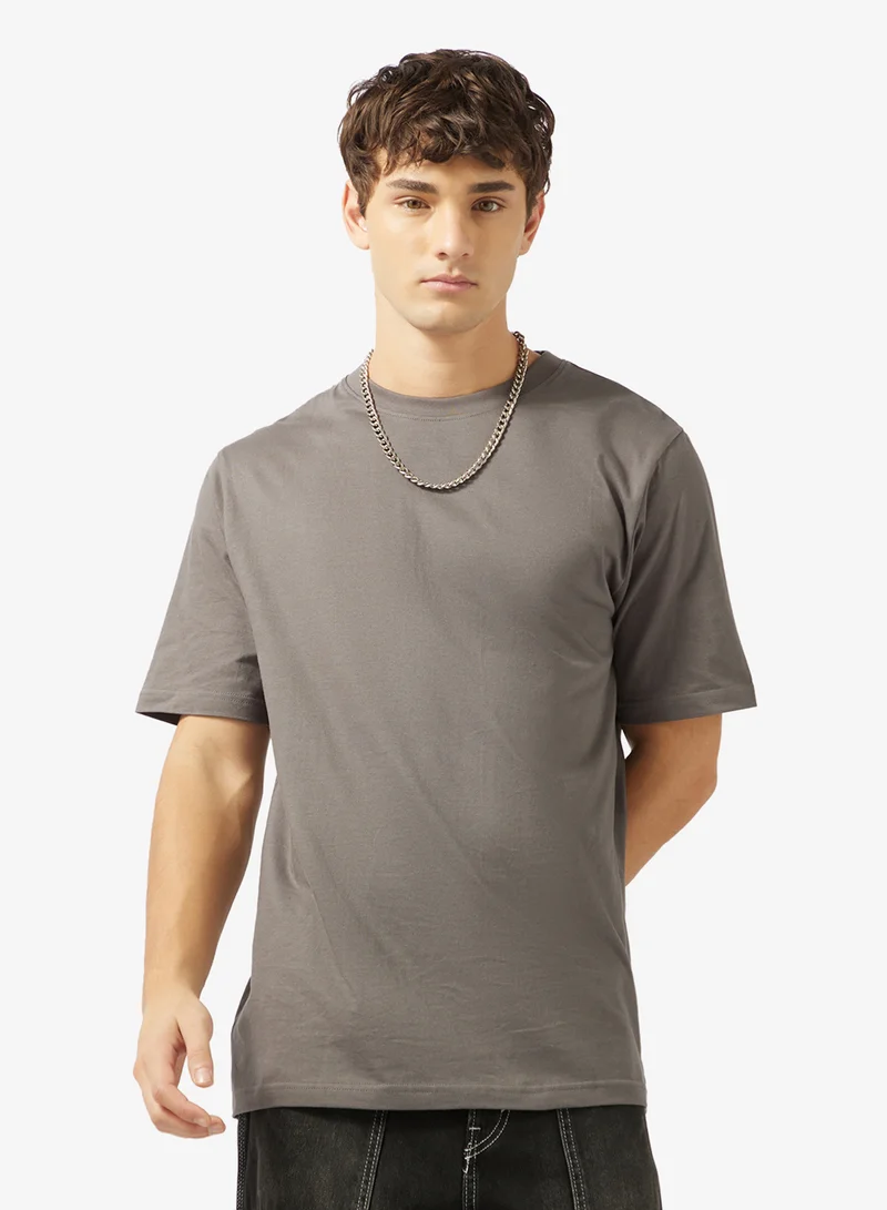 سفنتي فايف بيسيكس عبوة من  تيشيرتات كبيرة الحجم