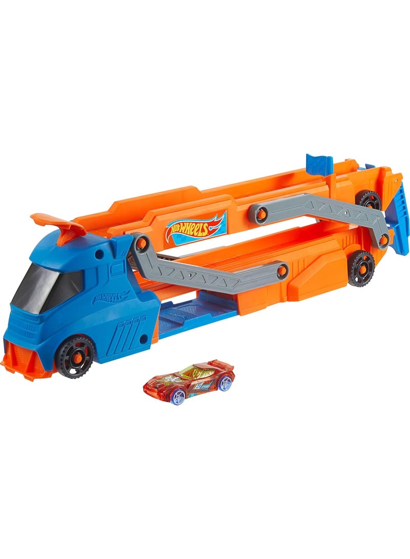 Hot Wheels سيارة لعبة، وشاحنة، وحامل ومسار مع سيارة لعبة مقياس 1:64، وشاحنة كبيرة تتحول إلى مسار بطول 2.5+-قدم مع قاذفة، تخزن حتى 9 سيارات مقياس 1:64، تتصل بمجموعة أخرى - Image 2