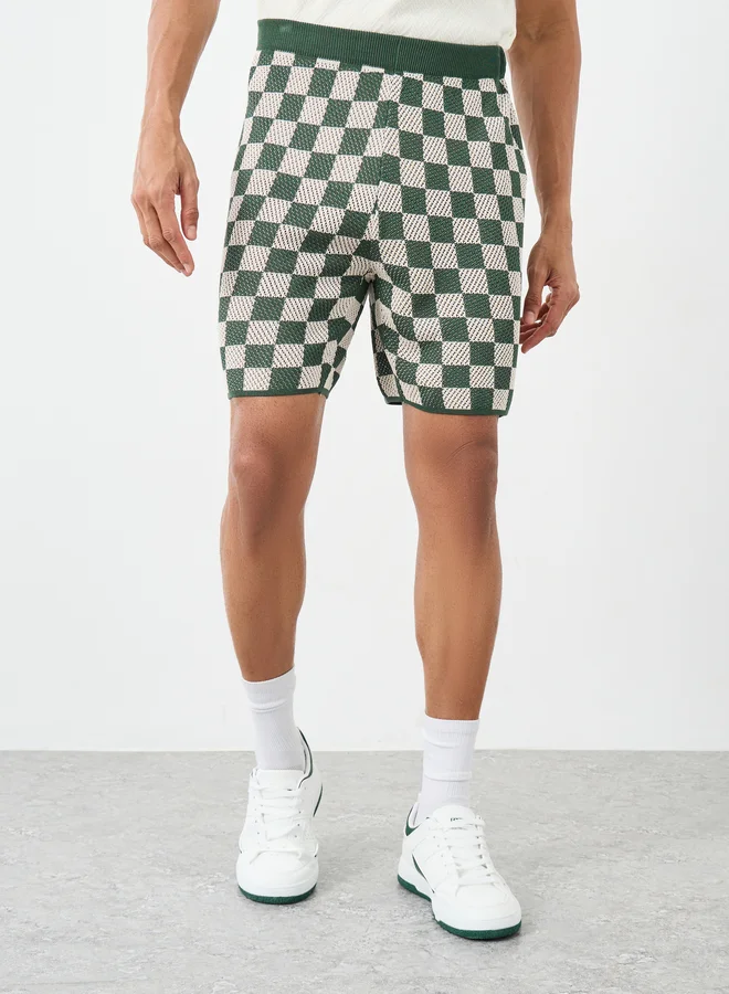 Styli Styli Men Relaxed Fit Crochet Knitted Shorts