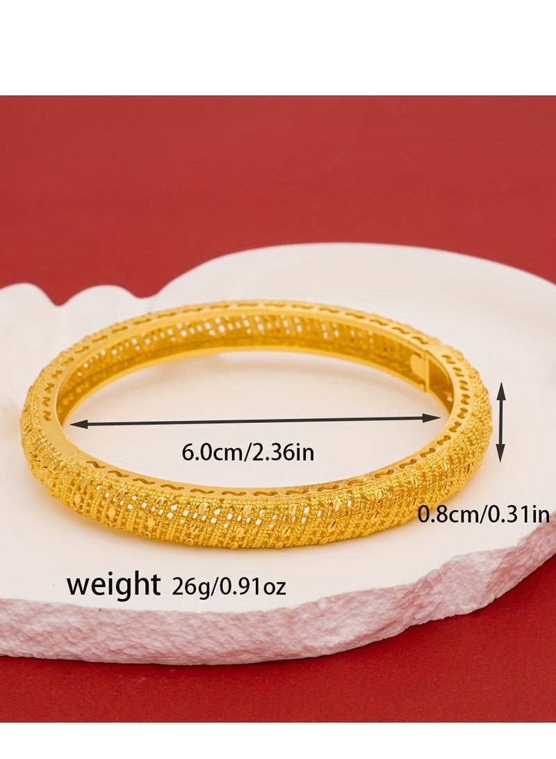 FASHION Hollow Strip Printed Pattern Bracelet, Exquisite Environmentally Friendly Copper Women's Fashionable High-End Bracelet  - Image 3