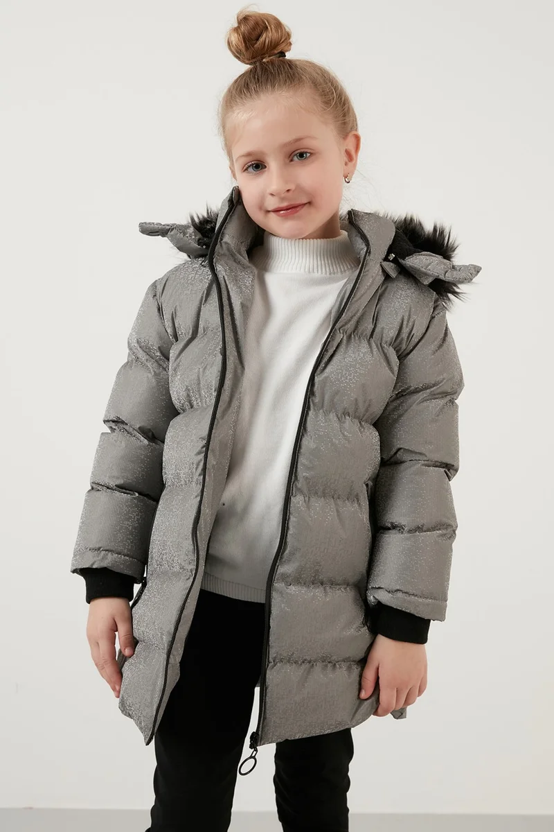 ليلا Collar Faux Fur Plush Lined Removable Hooded Slim Cut Winter Coat Girls' COAT 5760002