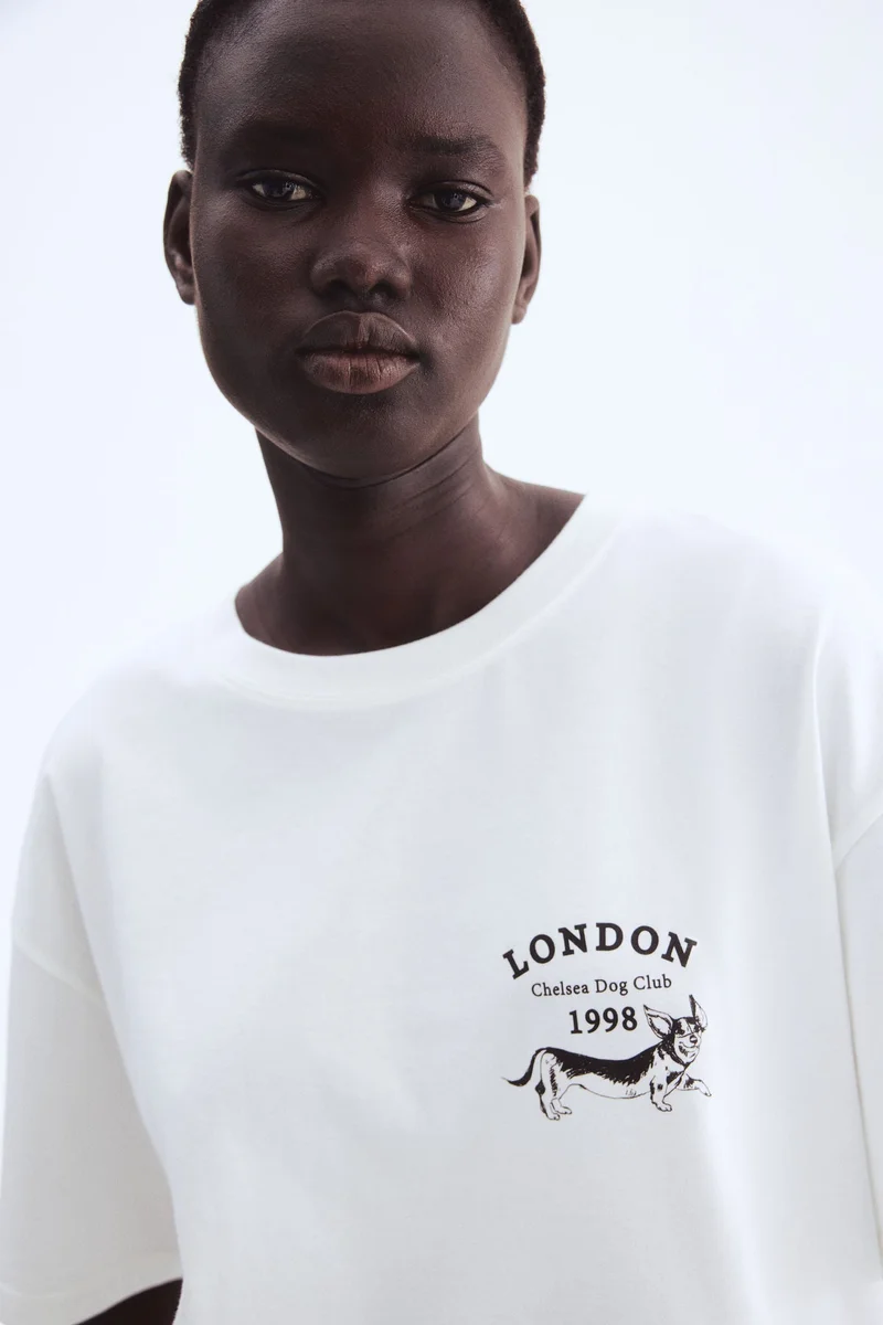 اتش اند ام تي-شيرت بقصّة فضفاضة