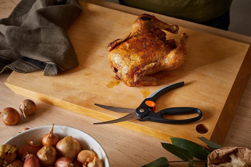 FISKARS Handle Plastic With Softgrip Blade Japanese Stainless Steel Ff Poultry Shear 25Cm 1003033 - Image 5