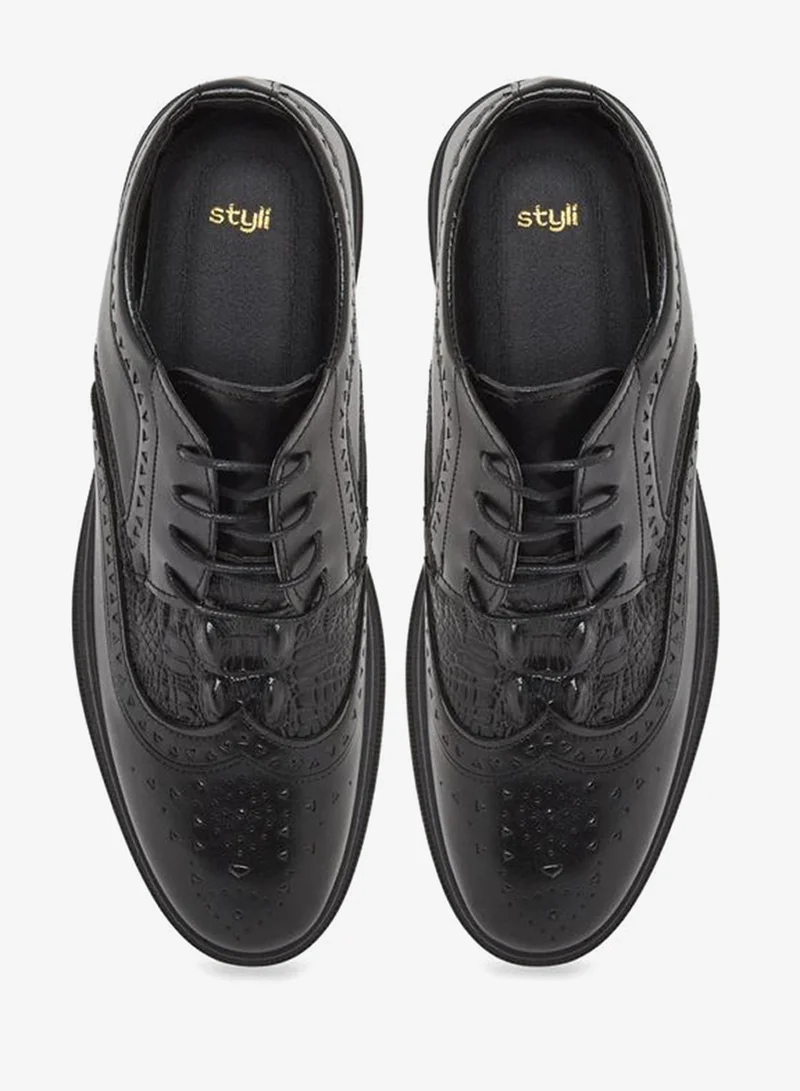 Styli Men Textured Wingtip Faux Leather Brogues