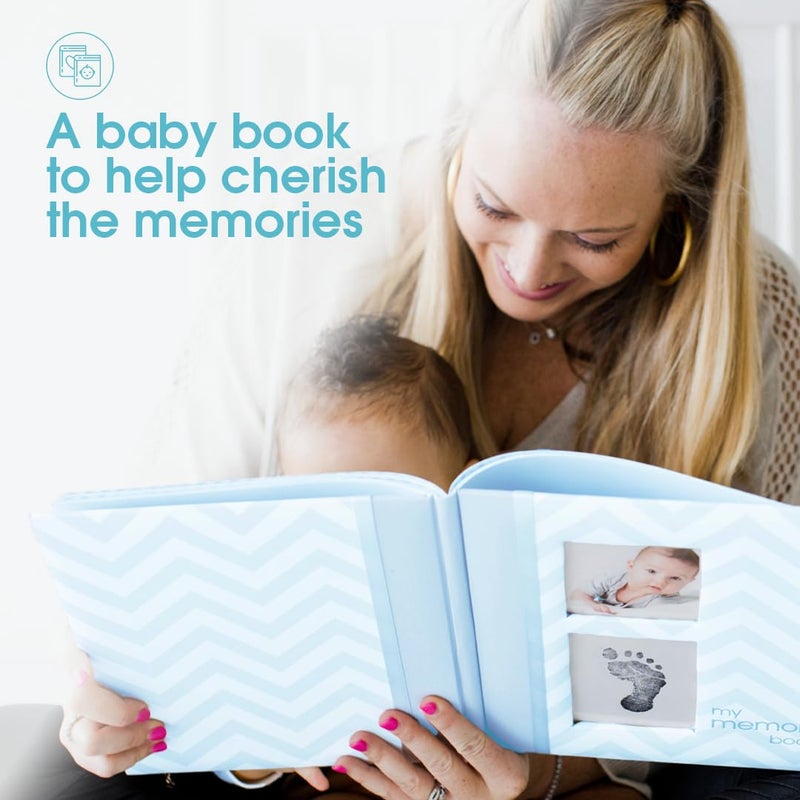 pearhead كتاب ذكريات بيارهيد للطفل، كتاب milestones للطفل في أول 5 سنوات، دفتر حمل، تذكار حديثي الولادة محايد للجنس، مع وسادة حبر نظيفة لطباعة يد أو قدم الطفل، تصميم شيفرون أزرق - Image 3