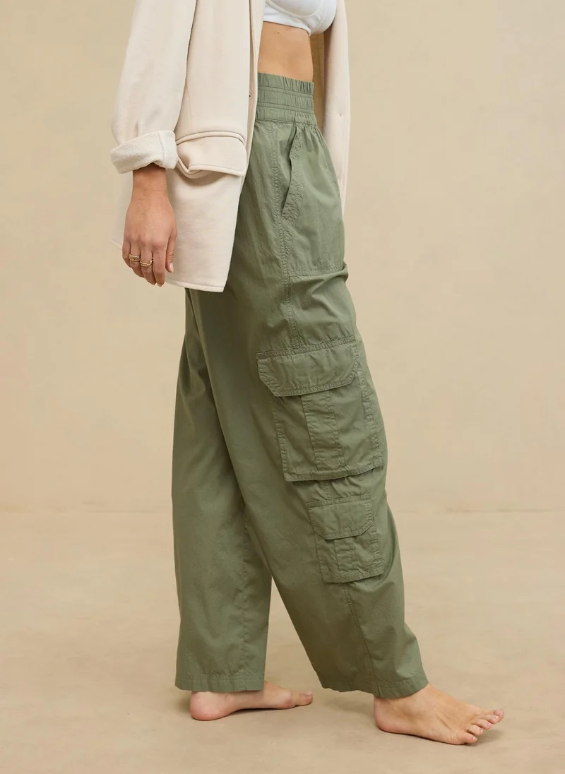 آري من امريكان ايجل High Waist Easiest Cargo Pants