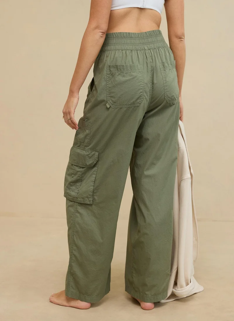 آري من امريكان ايجل High Waist Easiest Cargo Pants