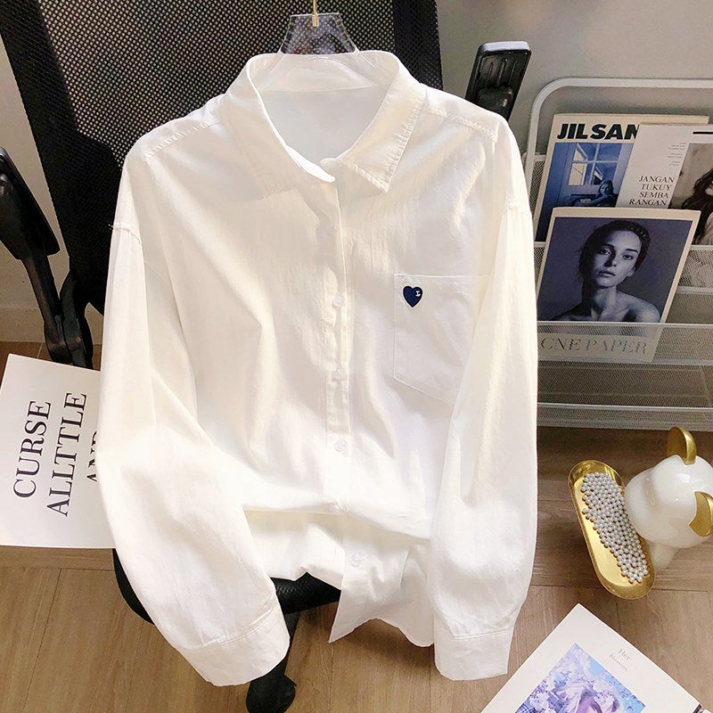 Japanese-style literary and artistic small fresh white shirt women's 2026 spring and autumn new pocket small heart embroidery niche pure cotton shirt - Image 2