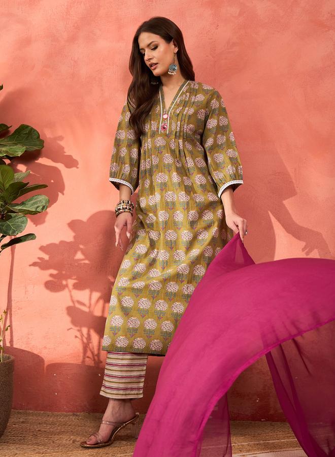 SASSAFRAS Green Floral Cambric Kurta with Pencil Pants and Dupatta Set - Image 1