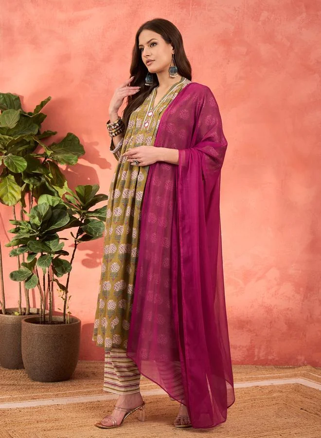 SASSAFRAS SASSAFRAS Green Floral Cambric Kurta with Pencil Pants and Dupatta Set