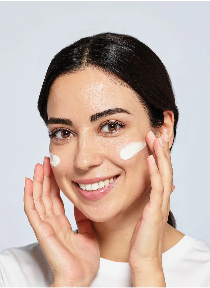 L'OREAL PARIS Uv Defender Oil Control Sunscreen