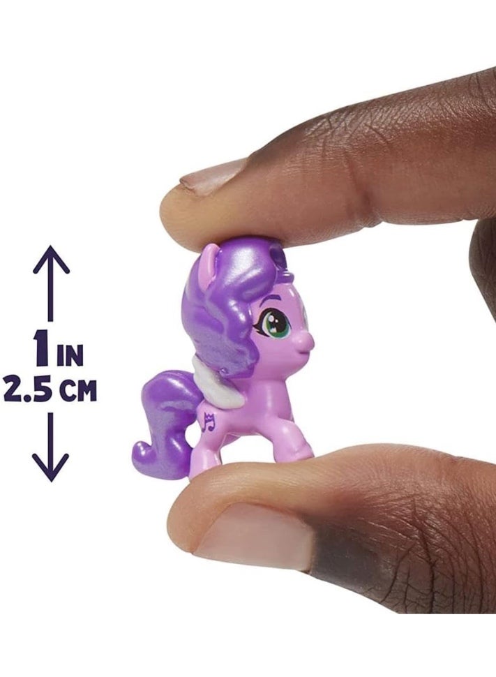 My Little Pony Mini World Magic Compact Creation Zephyr Heights Toy - Portable Playset with Princess Pipp Flower Blossom Pony for Children from 5 Years, Multicoloured, - Image 2