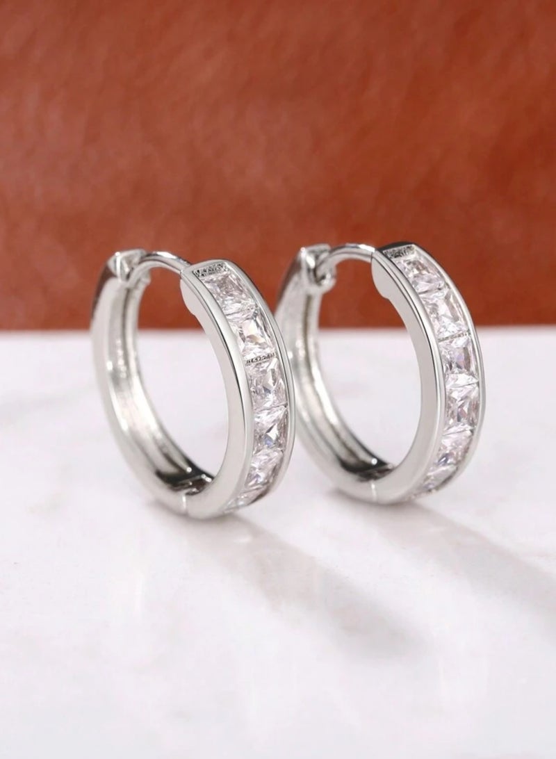 Jewelry 4You Elegant & High Quality Silver Plated Small Earrings Inlaid With Zirconia For Women - Image 1